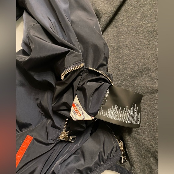 Prada Re-nylon two sides jacket size M - Picture 13 of 15